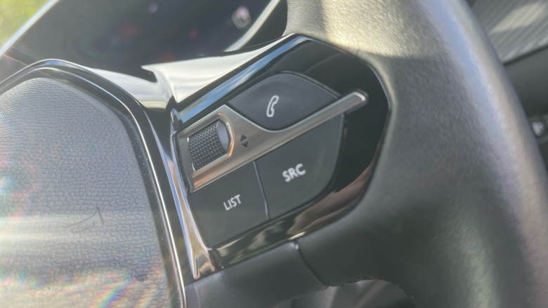 Peugeot 208 1.2 PureTech 100 Allure Premium + 5dr Petrol Hatchback